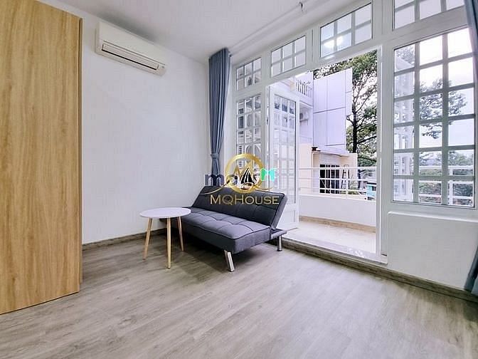 Hình ảnh Mb6623 nạp rút nhanh chóng Ban Công_Full NT_ Mới 100% cách sân vận động Phú Thọ 1,5km