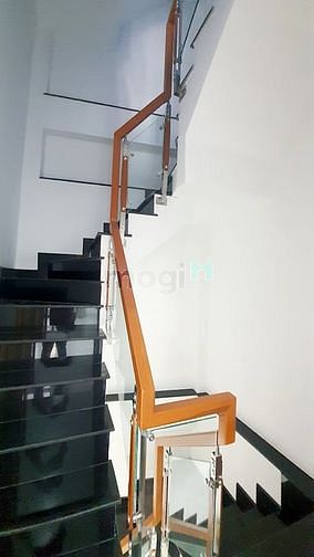 Hình ảnh Gấp! Quận 10 - 3 Tháng 2 - 105m2 - 3 Tầng BTCT - Giá Rẻ