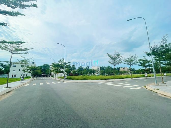 Hình ảnh Đất nền sổ đỏ chợ Dĩ An giá tốt nhất thị trường chỉ 2ty8 thương lượng