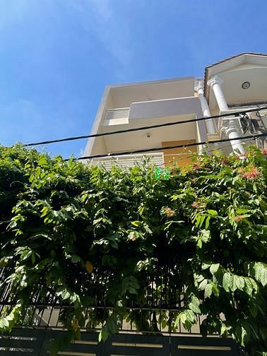 Hình ảnh Bán nhà HXH Phan Văn Trị (4x23m) 5 tầng 6PN 6WC