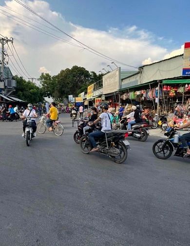 Hình ảnh E cần bán gấp lô đất Nguyễn Cửu Phú xoay vốn làm ăn