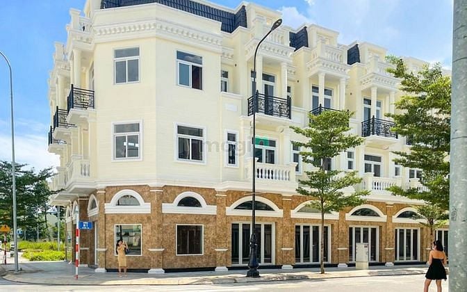 Hình ảnh Nhà cần cho thuê tại trung tâm dĩ an