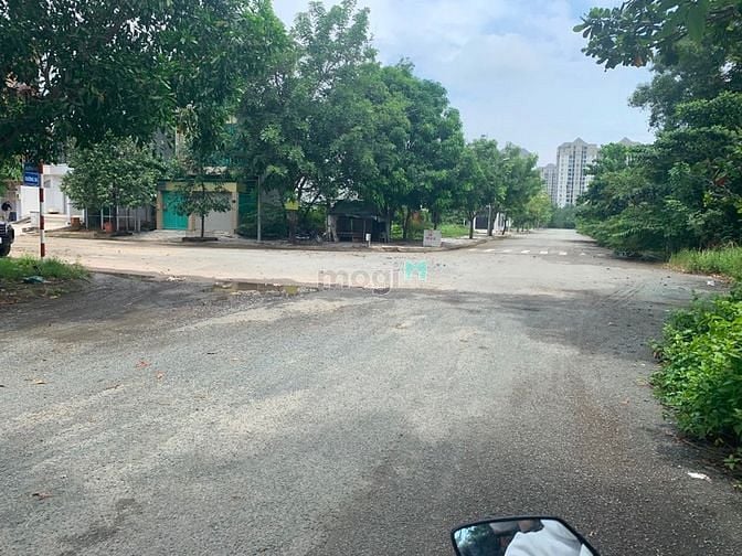Hình ảnh Bán gấp lô đất thổ cư 100m2 giá 2,3 tỷ, đường Nguyễn Văn Săng,Tân Phú.
