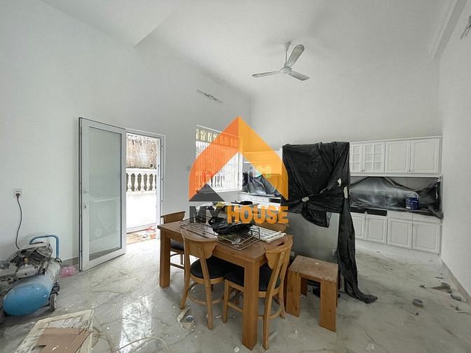 Hình ảnh Villa hồ bơi Thảo Điền 300m2 giá chỉ 3100$