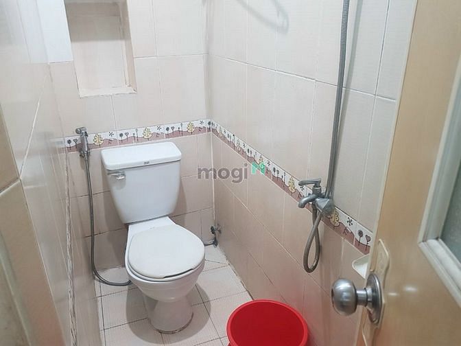 Hình ảnh Cho thuê nguyên căn 3PN+3wc 206A Đường Đoàn Văn Bơ