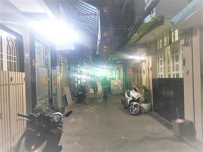 Hình ảnh Cho thuê nguyên căn 3PN+3wc 206A Đường Đoàn Văn Bơ