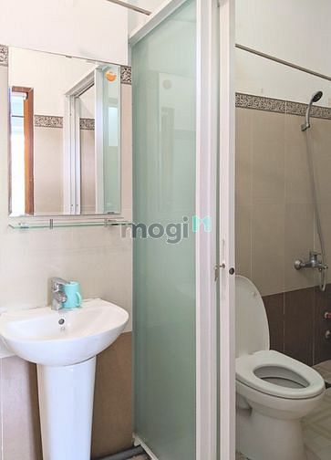 Hình ảnh Phòng cửa sổ siêu thoáng - ngay cầu Sài Gòn