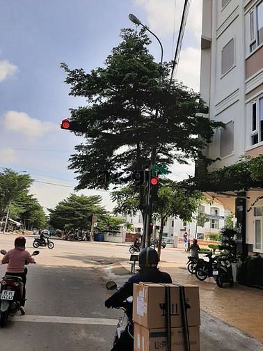 Hình ảnh Lô đất MT Ng Khoái cách đường 16/4 chỉ 30m.
