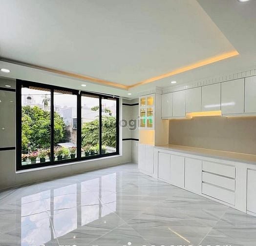 Hình ảnh Ly hôn cần bán nhà MT Hồ Bá Phấn p.Phước Long A q9 75.9m2/5.76 tỷ SHR