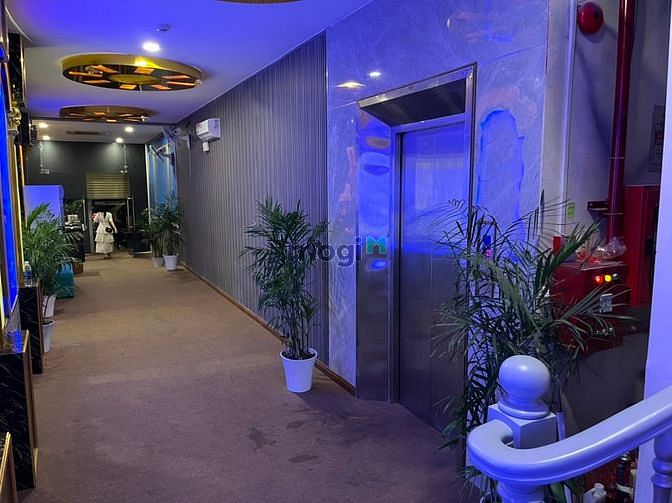 Hình ảnh [Cho Thuê - Sang Quán Karaoke 7 Lầu 200Tr Q1