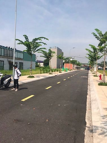 Hình ảnh Công chứng sang tên ngay lô đất đường Vườn Lài 85m2/1tỷ990, Q.12, shr