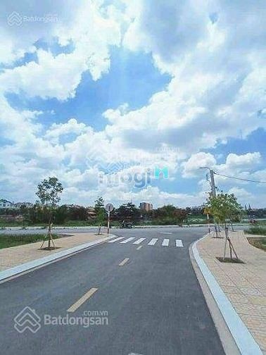 Hình ảnh Công chứng sang tên ngay lô đất đường Vườn Lài 85m2/1tỷ990, Q.12, shr