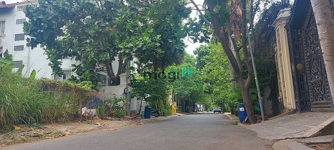 Hình ảnh Đất 10.5x23(229m) Giá 168tr/m. Xây Cao Tầng,Biệt Thự trung tâm Quận 2
