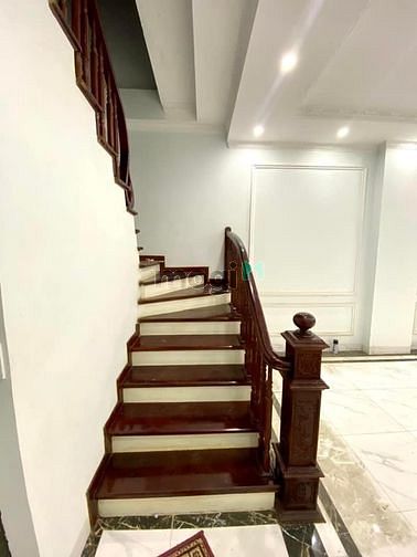 Hình ảnh Cho thuê nhà mặt ngõ kinh doanh Đội Cấn Ba Đình