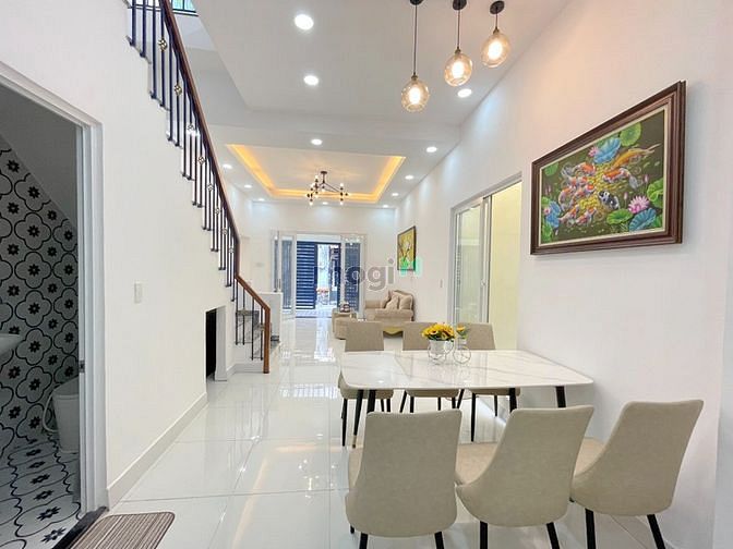 Hình ảnh Nhà 1Lầu Nở Hậu ,Hẻm Lê VĂn LƯơng ,Q7