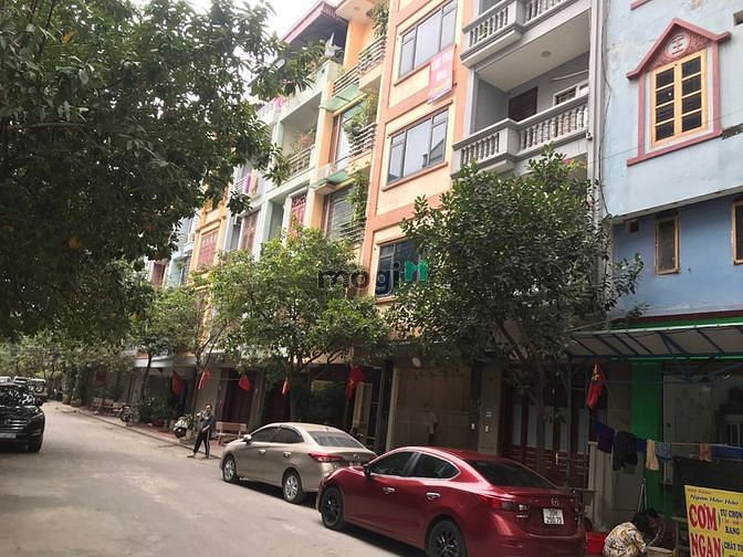 Hình ảnh Cho thuê nhà phân lô 50 m2 x 7 Tầng, Thang máy, sàn thông đẹp