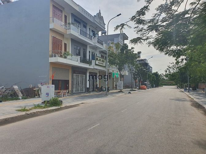 Hình ảnh Bán nhà mới xây - Full nội thất tại TP. Bắc Giang