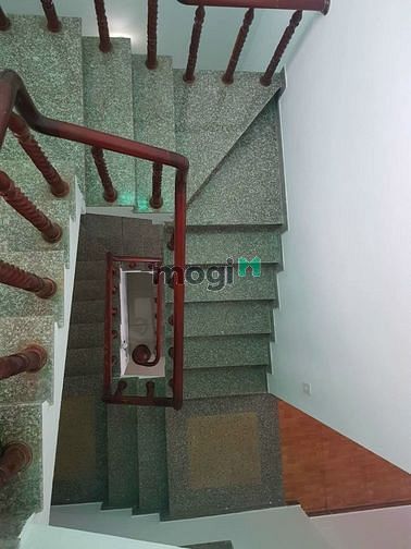 Hình ảnh Bán nhà 3 tầng mặt tiền Lê Thiệt