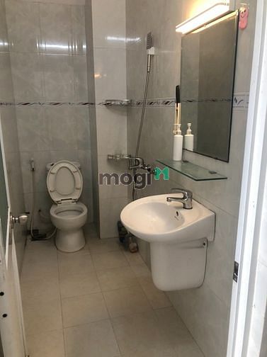 Hình ảnh Studio Full Nội Thất Q4_ban công_thoáng mát_cầu khánh hội