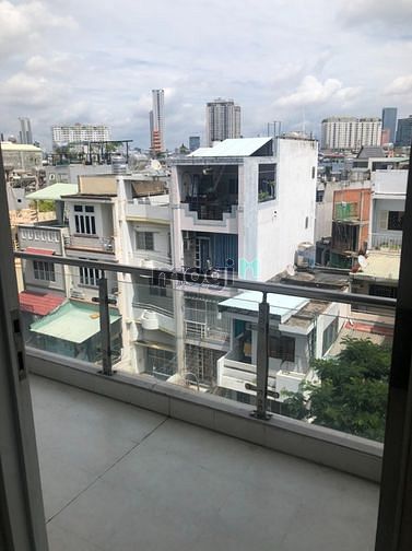 Hình ảnh Studio Full Nội Thất Q4_ban công_thoáng mát_cầu khánh hội