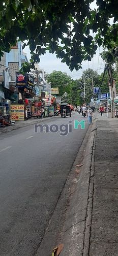 Hình ảnh Bán nhà cấp 4 nát, Hoàng Hữu Nam, Quận 9
