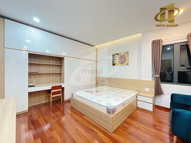 Hình ảnh Phòng Mới Full Nội Thất Ban Công Quận 4 gần Cầu kênh Tẻ-Tân Thuận