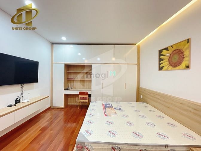 Hình ảnh Phòng Mới Full Nội Thất Ban Công Quận 4 gần Cầu kênh Tẻ-Tân Thuận