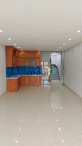 Hình ảnh Bán nhà Cầu Giấy, DT 54m, 7 tầng, thang máy, gara ô tô,view vườn hoa.