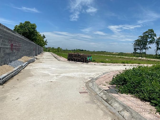 Hình ảnh cần bán đất đông hưng thái bình