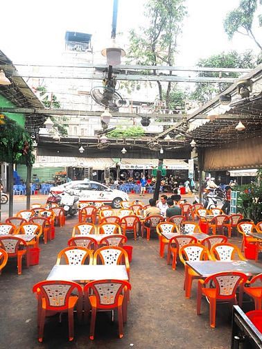 Hình ảnh Cần bán nhà mặt tiền đường Vĩnh Khánh, Quận 4,DT mặt tiền hơn 120M2, Đ