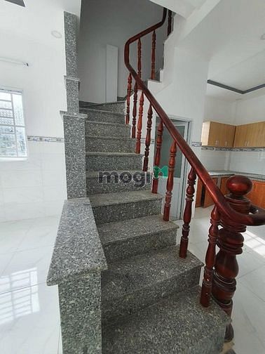 Hình ảnh Nhà nguyên căn 72m2, chính chủ kẹt tiền bán gấp giá 389 triệu