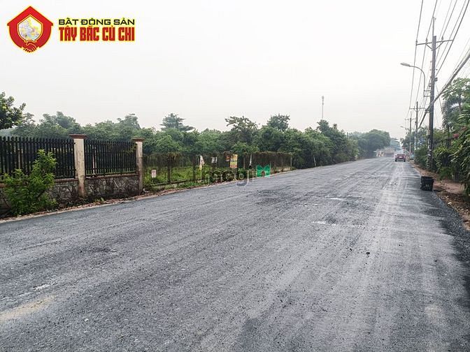 Hình ảnh Bán đất đường nguyễn văn khạ - 1320m2 - 25x53 - 500m2 thổ cư - xã phú