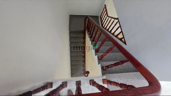 Hình ảnh Nhà đường oto, hẻm ngô quyền, p6, tp. ĐÀ LẠT