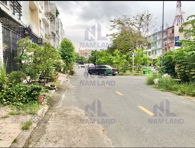 Hình ảnh Kho trống suốt,đường lớn,4x20m,chỉ 10tr/th