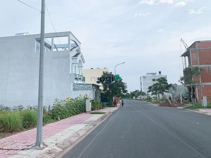Hình ảnh Chính chủ cần bán lô đất gần Aeon Bình Tân khu Tên Lửa
