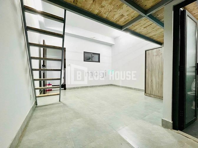 Hình ảnh Ban Công Lớn Full Nội Thất - Ngay Chợ Tân Hương - 38m2