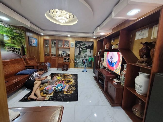 Hình ảnh Bán nhà Tên Lửa, hẻm 5 mét, DT 48m2, giá 3 tỷ 350 triệu.