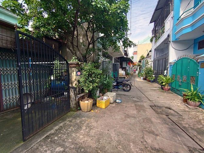 Hình ảnh Nhà giá rẻ 131m2 Tân Kỳ Tân Quý Bình Tân