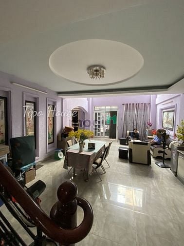 Hình ảnh Sang gấp chdv Nguyễn Đình Chiểu, Quận 3