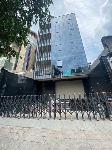 Hình ảnh [cho thuê] tòa nhà vip nhất q3 ngang 10m 700m2 450 triệu/t