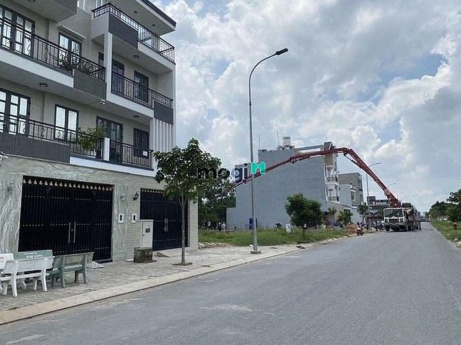 Hình ảnh Tôi cần bán 80m2, Đ. An Dương Vương, hồng riêng, giá 2ty760tr, SHR