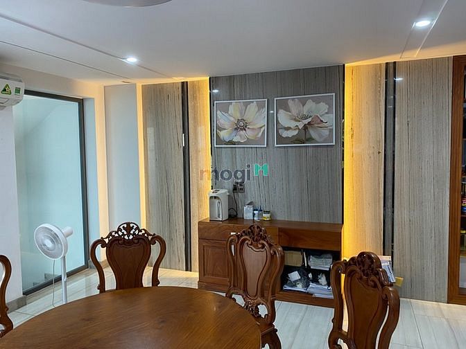 Hình ảnh Hot! Hàng kín bán gấp nhà cao cấp đường Cộng Hòa P13, DT: 6.6m x 22m.
