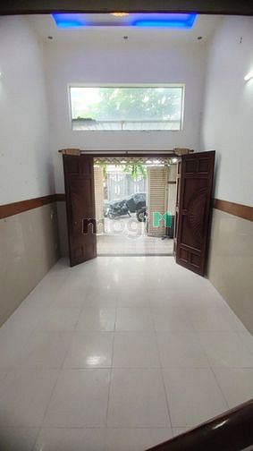Hình ảnh Nhà Trần Quý Cáp, Bình Thạnh, 3 tầng, hẻm xe hơi, 4 x 14m, giá 8,2 tỷ.