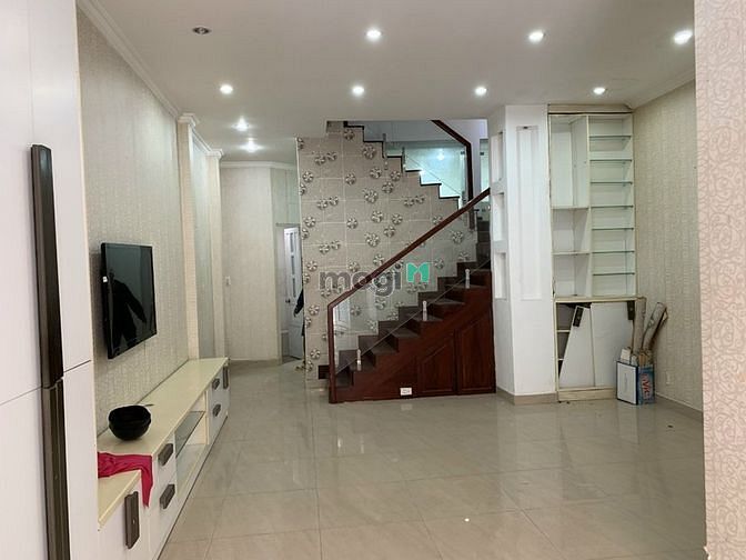 Hình ảnh Bán nhà HXH 5m Trần Hưng Đạo, P1, Q5.