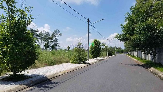 Hình ảnh Đất ở trung tâm 426m2, Chỉ 3.4 tỷ, Cách sân bay Long Thành 5km