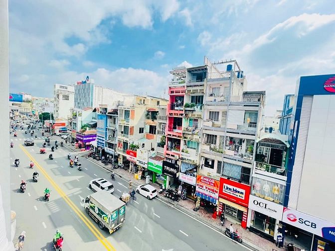Hình ảnh CHDV siu to ngay tại Phan Đình Phùng. Sát Q3, BTh, Q1
