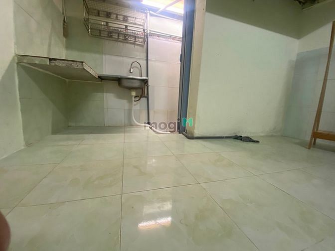 Hình ảnh Phòng 27 m vuông ngã tư gò mây
