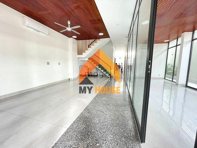 Hình ảnh Villa VP An Phú 230m2 hiện đại trống suốt 60tr