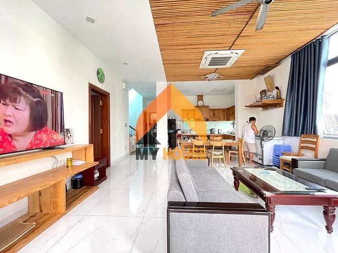 Hình ảnh Villa VP An Phú 230m2 hiện đại trống suốt 60tr