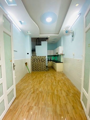 Hình ảnh Bán nhà HTX, Đường Hoa Sữa, P7, 64m2, 4tỷ6